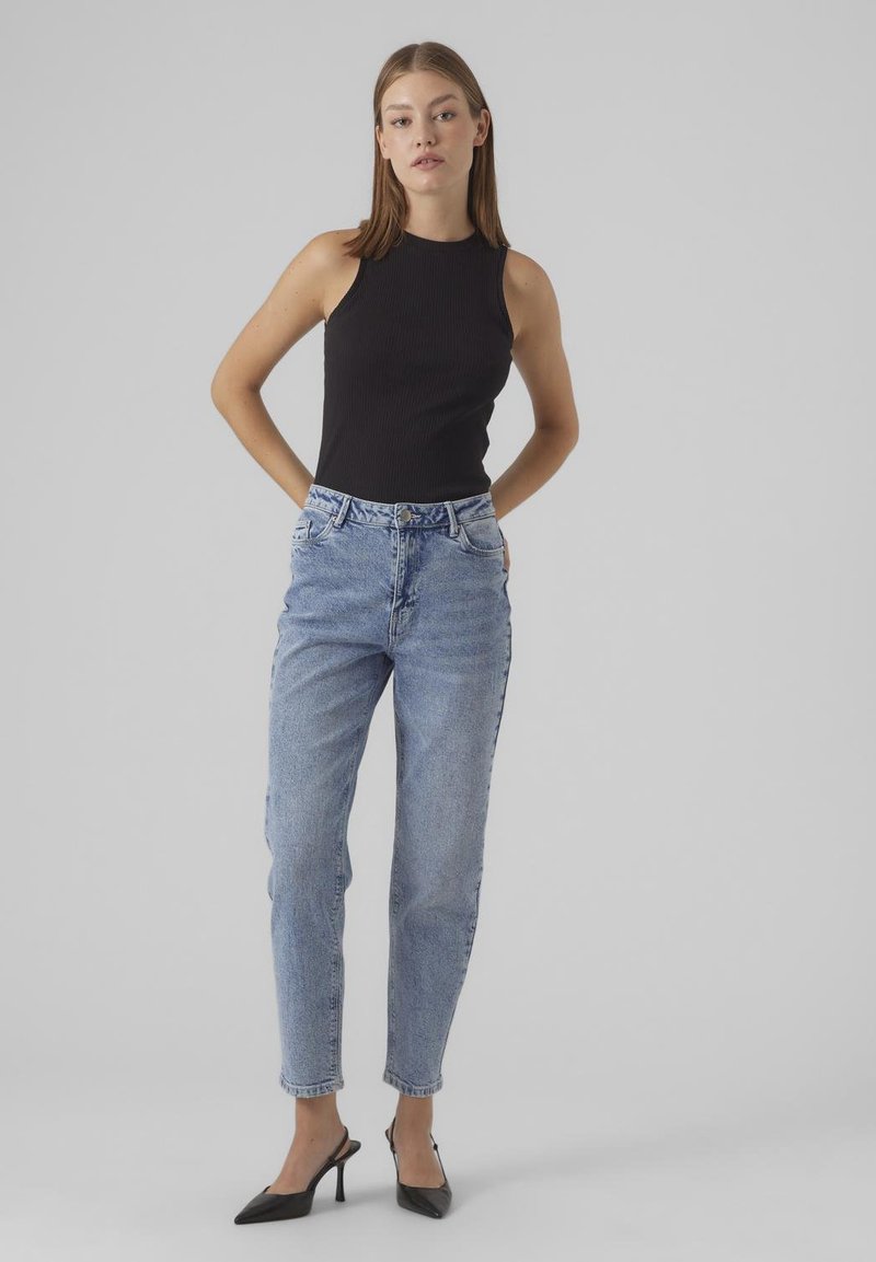 Vero Moda Mom jeans lichtblauw denim Vero Moda Mom jeans lichtblauw denim
