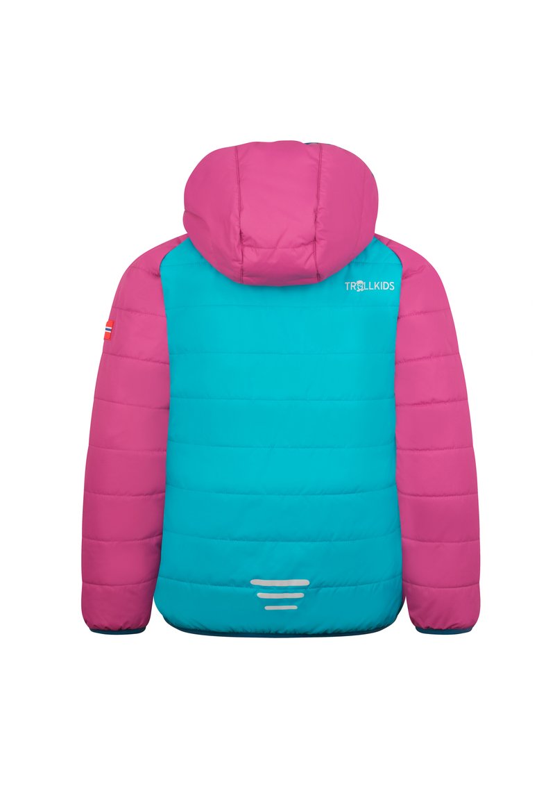 Padded jacket z różowym przodem i rękawami, z turkusowym tyłem i kapturem; zawiera odblaskowe akcenty na dolnej krawędzi dla lepszej widoczności.