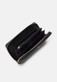 BOSS ARIELL ZIPAROUND - Lompakko - black