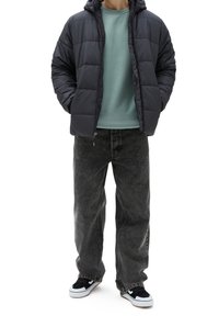 Vans Chaqueta de invierno - black