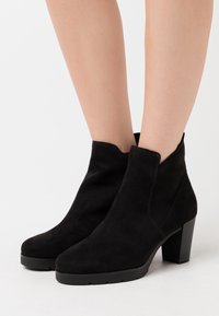 Tamaris Boots à talons - black