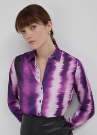Calliope MOTIFS - Chemisier - une variante
