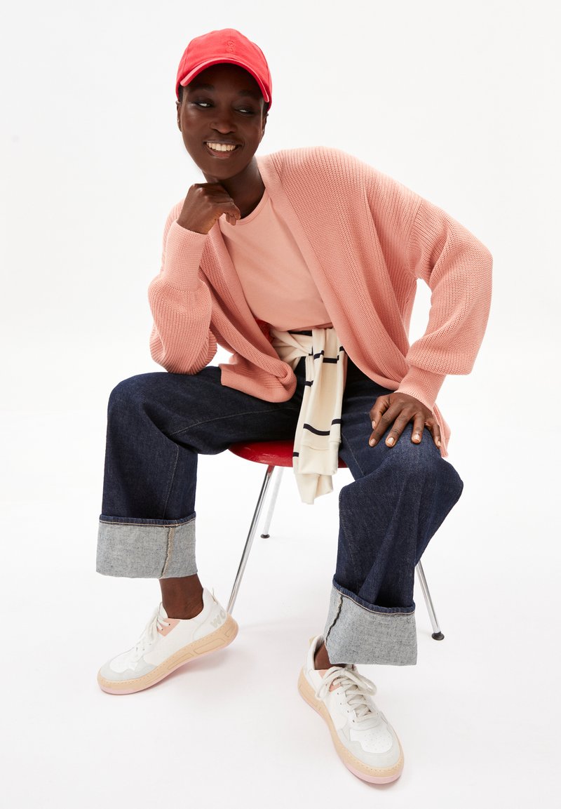 Damen Strickjacken | ARMEDANGELS VILDANAA SOFT Strickjacke peach blossom/nude - WU13205 Damen Strickjacken | ARMEDANGELS VILDANAA SOFT Strickjacke peach blossom/nude - WU13205