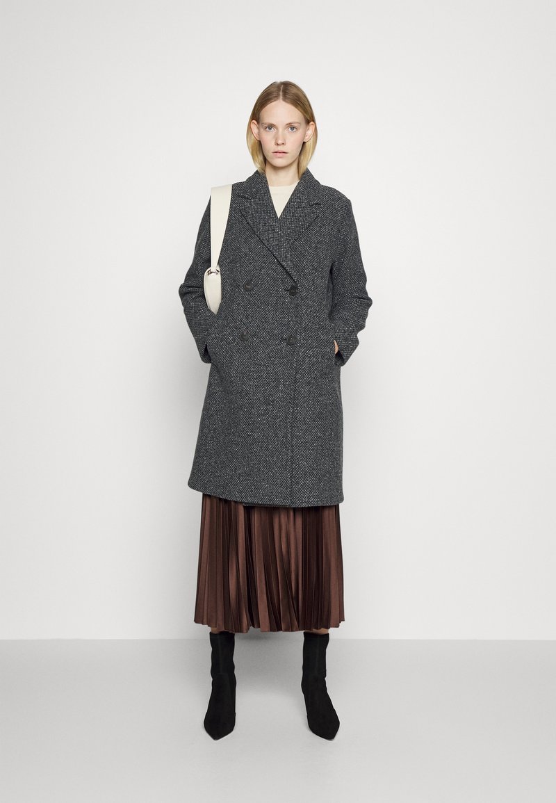 cappotti max mara weekend