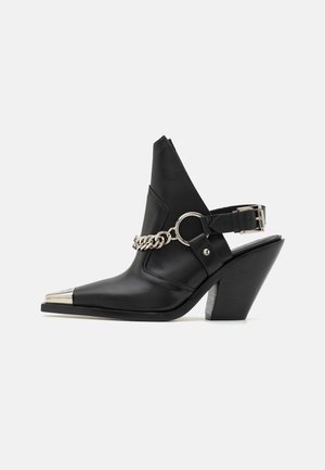 FRONT CHAIN DETAIL OPEN BACK BOOTS - High heeled ankle boots - black