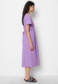 Marc O'Polo DENIM DRESSES - Freizeitkleid - budding bellflower