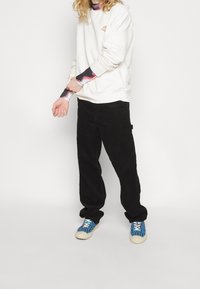 Carhartt WIP Cargobroek - black