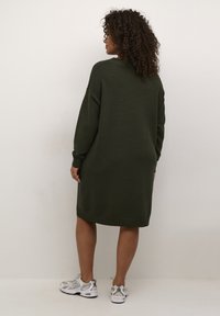 Kaffe Curve BELL  - Strickkleid - forest night