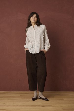 Fransa, FRCALANA PA - Pantalon classique - hot fudge