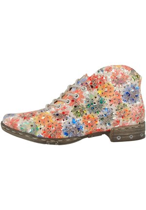 Sportieve veterschoenen - pink