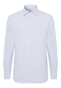 Světle modrá a bílá pruhovaná košile s dlouhým rukávem, s knoflíkovým zapínáním a náprsní kapsou, vystavená plochě na jednobarevném pozadí.