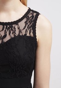 Vero Moda Vardagsklänning - black