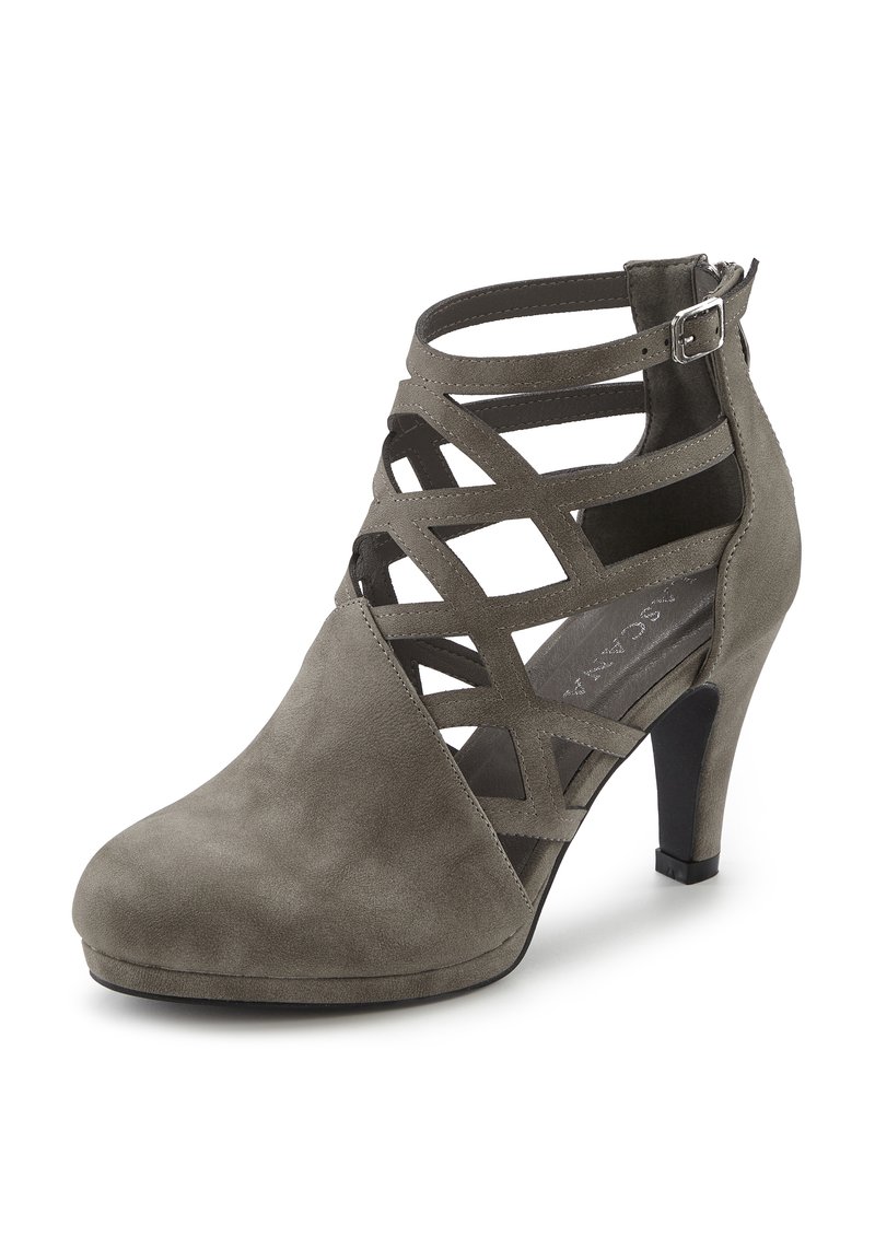 Graue Wildleder-Stiefelette mit hohen Absätzen und kreuzweise geschnittenen Ausschnitten, Knöchelriemen und runder Zehenpartie. Strukturierte Oberfläche mit glatter Verarbeitung.