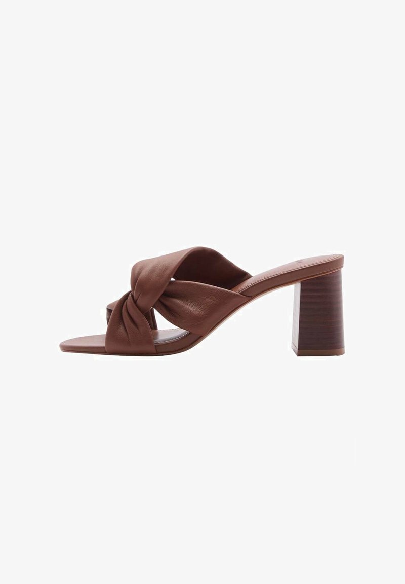 Mango Papuci înalți - brown