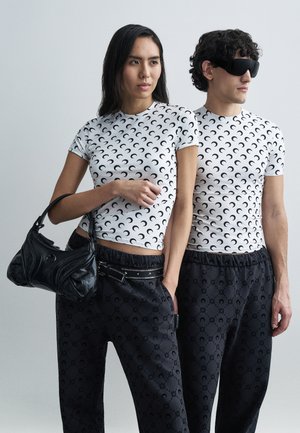 MOON PRINTED CREW NECK UNISEX - Print T-shirt -  optical white