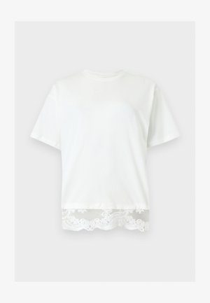 Λευκό κοντομάνικο μπλουζάκι με στρογγυλή λαιμόκοψη και διακοσμητική λευκή δαντέλα κατά μήκος του κάτω τελειώματος.