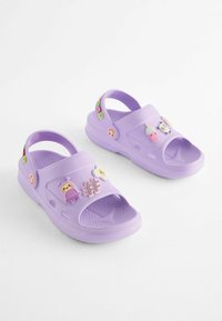 Next BADGE  - REGULAR FIT - Sandaler - purple character