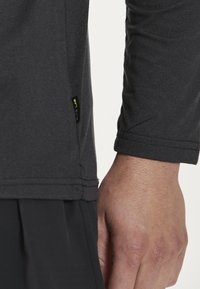 ELITE LAB FUNKTIONS  - Long sleeved top - black