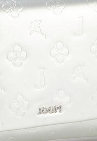 JOOP! DECORO LUCENTE CADEA - Pochette - silberfarben