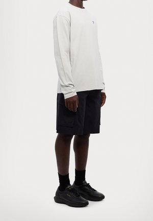 Long sleeved top - grey