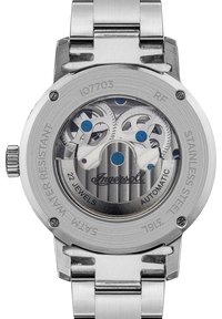 Automatische horloge van roestvrij staal met een transparante achterzijde die blauwe accenten op de tandwielen onthult. Heeft een geborstelde afwerking en gegraveerde details.
