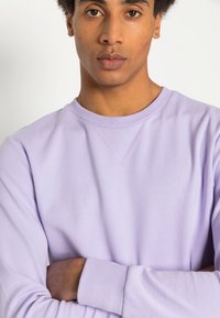 Jack & Jones UNISEX - Camisola - lavender