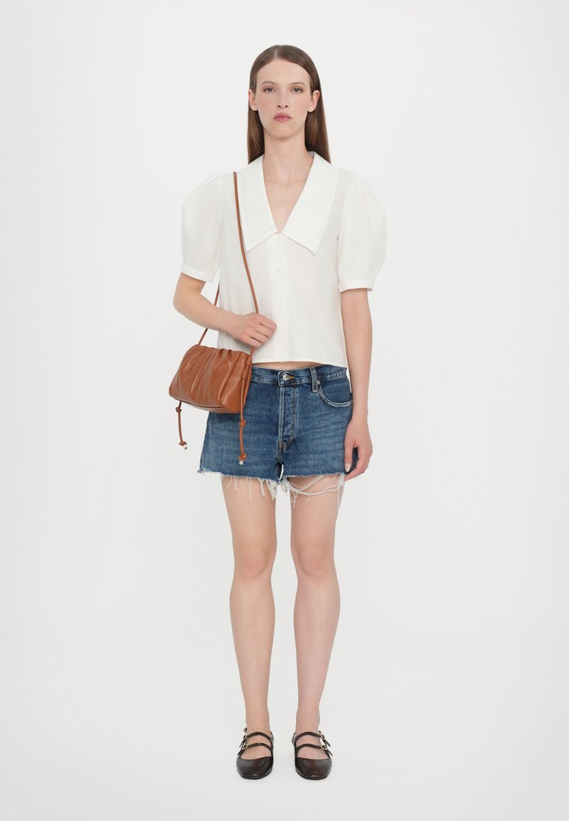 FRAME THE HANG - Jeans Shorts - dark blue