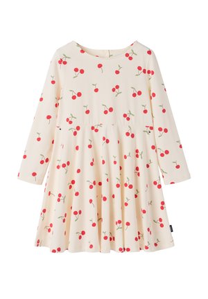 Langærmet kjole i flødefarve med en udvidet nederdel, dekoreret med et mønster af røde kirsebær og grønne stilke.