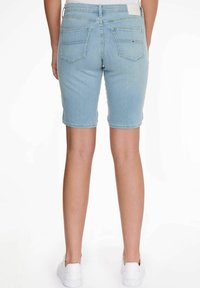Tommy Jeans Džinsiniai šortai - blue