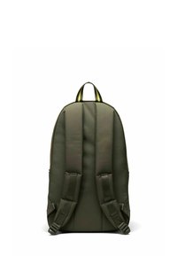 Sac à dos en matière vert foncé avec un design rembourré, doté de bretelles ajustables et d'un accent jaune sur la poignée pour plus de détails.