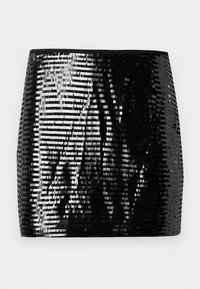 Fustă mini din paiete negre, cu o siluetă ajustată. Composta din paiete metalice lucioase aranjate în rânduri, reflectând lumina. Bordurată cu un umăr solid negru.