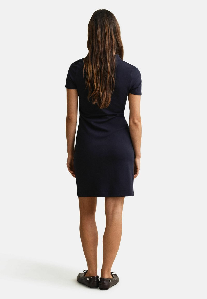 GANT SLIM SHIELD POLO - Žerzejové šaty - evening blue