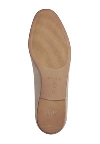 Beige suède schoenzool met een textuur van rubber voor grip, gestempeld logo en maatindicatie 37. Gebogen hak en rondtote ontwerp.
