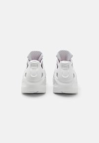 adidas Originals ADIFOM CLIMACOOL UNISEX - Baskets basses - footwear white/crystal white/core black