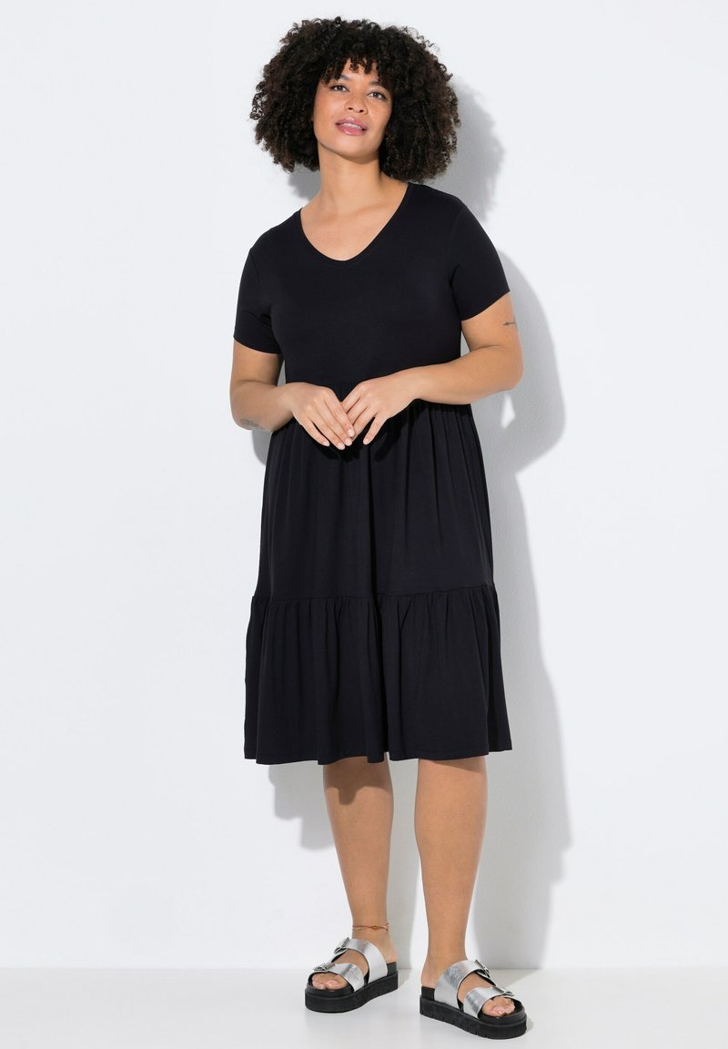 Angel of Style V-AUSSCHNITT VOLANTS - Trikoomekko - black