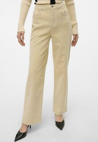 Vero Moda VMTESSA HR WIDE - Hlače - oatmeal