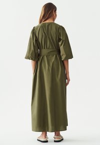 CALLI RAVENNA MIDI  - Maksikleit - khaki