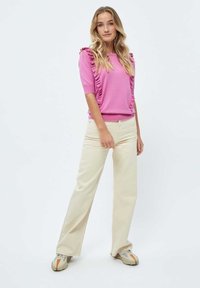 Minus MIVESIA KNIT T-SHIRT. - Paprasti marškinėliai - super pink