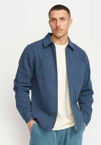 Niet geselecteerd, darknavy