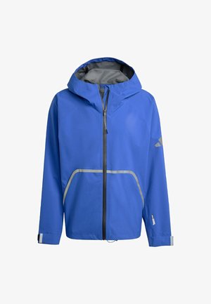 Modrá nepremokavá bunda s kapucňou, svetlosivým interiérom, predným zipsom, reflexnými akcentmi a nastaviteľnými manžetami. Hlavné vizuálne prvky zahŕňajú vrecká.