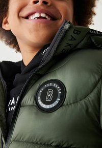 Baker by Ted Baker Talvejope - khaki green