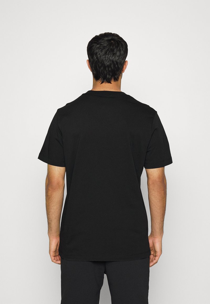 Herren Shirts | Jack Wolfskin ESSENTIAL Sport T-shirt black/schwarz - NC55407 Herren Shirts | Jack Wolfskin ESSENTIAL Sport T-shirt black/schwarz - NC55407