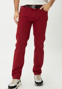 BRAX STYLE CADIZ - Broek - burned red