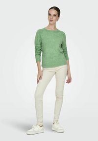 ONLY ONLRICA LIFE L/S NOOS - Džemper - bright green