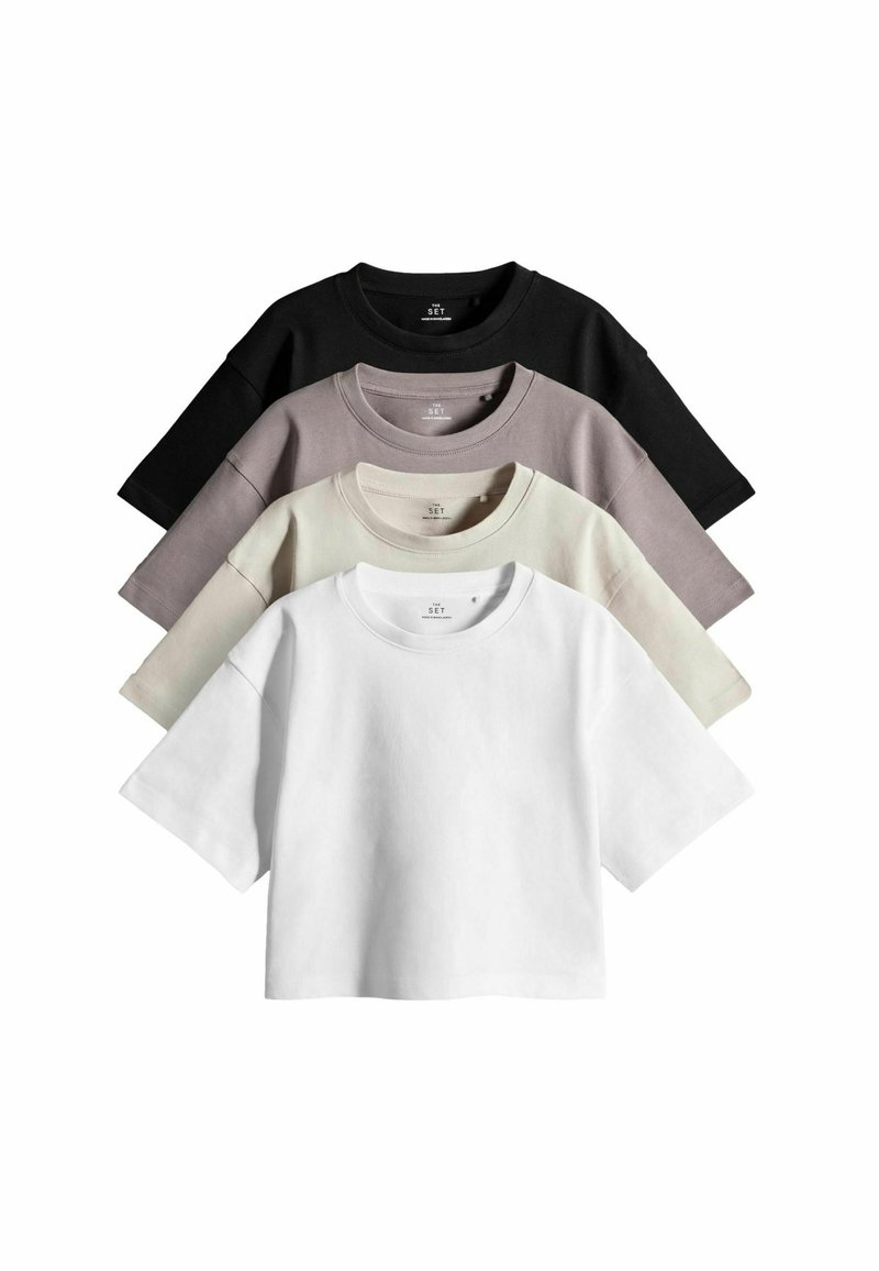 Vier kurzärmlige T-Shirts in Schwarz, hellbeige, blassgrün und Weiß, mit Rundhalsausschnitt und aus weichem Baumwollmaterial.