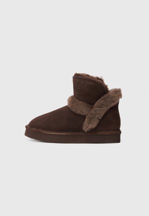 Cizme de iarnă - dark brown