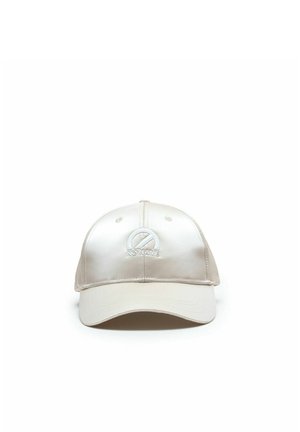 Beige Baseballcap mit gebogenem Schirm, verziert mit einem runden Logo und dem auf der vorderen Mitte aufgestickten Schriftzug "NO NAME".