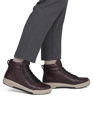 Rieker, RIEKER SNEAKER HIGH W0164 - Baskets montantes - red