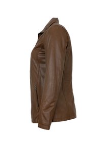 Braune Lederjacke mit figurbetontem Design, sichtbarem Reißverschluss-Seitentasche und glatter Textur. Verfügt über einen Kragen und lange Ärmel.