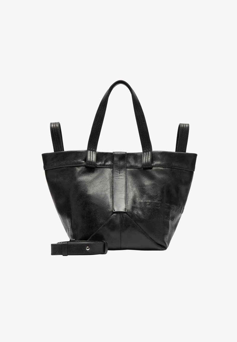 Czarna skórzana torba tote o wyraźnym, kanciastym kształcie. Posiada podwójne uchwyty u góry oraz odpinany pasek. Subtelny, wytłoczony detal z brandingiem.